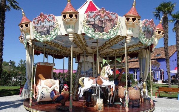 Mini 6 golf midget golf loisir Frankrijk vakantiepark Dordogne Lot zwembad kinderen nederlands.jpg