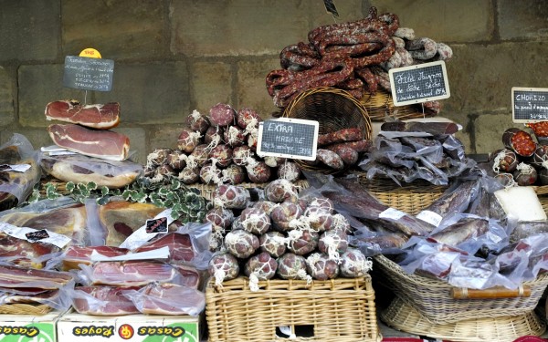 Markt 4 VDC Village des Cigales Frankrijk Lot Cahors vakantiehuis park zwembad kinderen toerisme.jpg