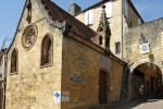 Gourdon 5 vakantie Dordogne Frankrijk Montmarsis vakantiepark zwembad restaurant animatie.jpg