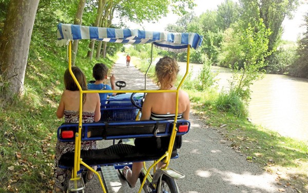 Canal du Midi 9 Frankrijk vakantie boot verhuur varen sluizen fonserrannes fiets wandelen tour rondv