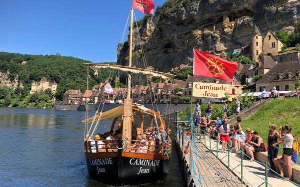 Gabarre 1 Dordogne Beynac roque gegeac Sarlat vakantie Frankrijk toerisme varen boottocht rondvaart.