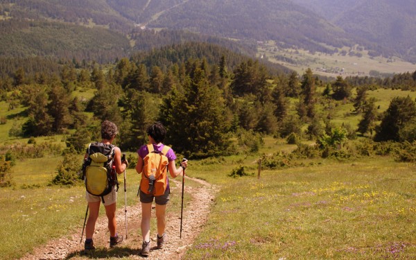 Pyreneeen 7 Frankrijk bergen rotsen wandelen vakantiesfeer vakantiehuis zwembad recreatie restaurant