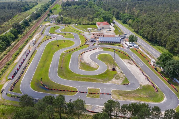 Kart 1 Frankrijk vakantie Biganos arcachon Gironde Bordeaux Salles villa luxe.jpg