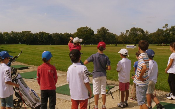 Golf Les Forges 4 Frankrijk poitou charente poitiers niort vakantiepark bois senis senioren gezin.jp