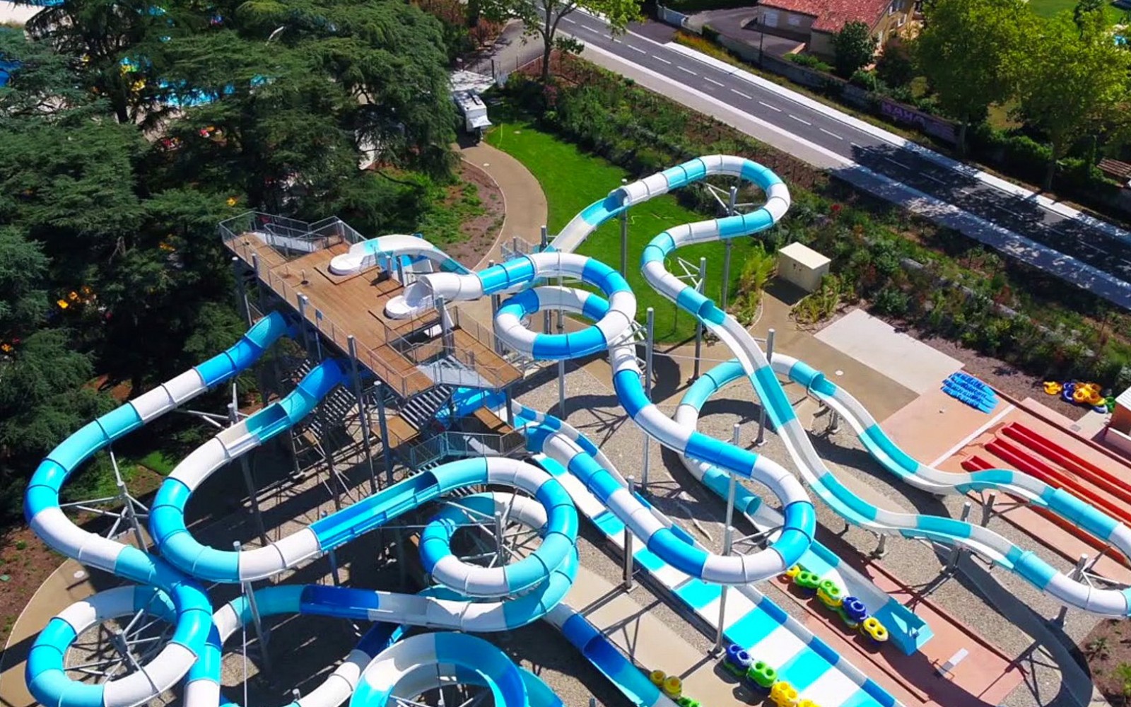 Aqualand Agen Water Fun For Young And Old Francecomfort Holiday Parks