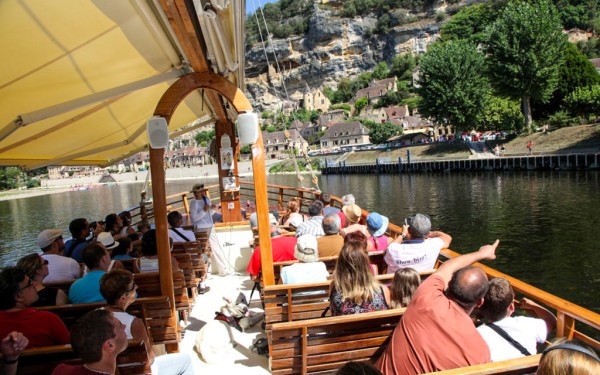 Gabarre 11 Dordogne Beynac roque gegeac Sarlat vakantie Frankrijk toerisme varen boottocht rondvaart