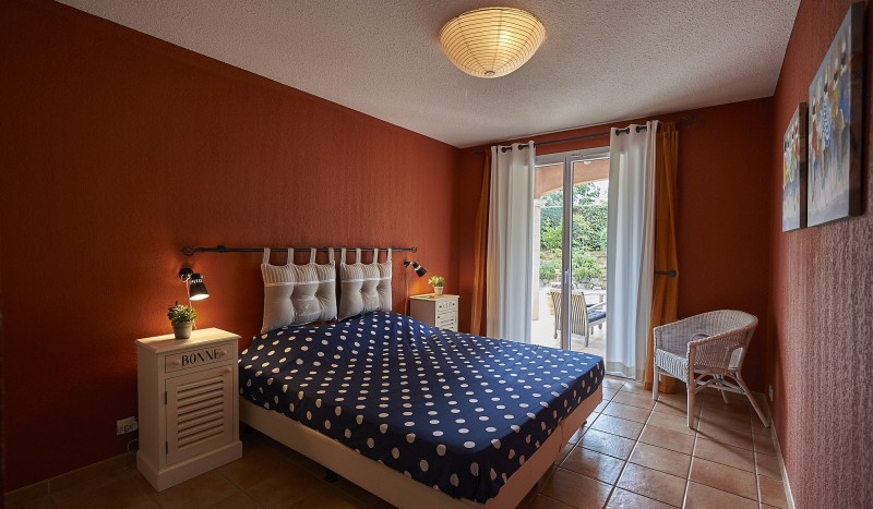 S1 Vallee de la Sainte Baume vakantiepark Frankrijk Provence luxe villa prive zwembad golf slaapkame