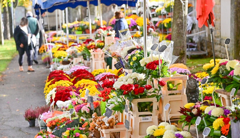 Evenementen en feesten 5 Frankrijk vakantie Toussaint fleurs bloemen.jpg