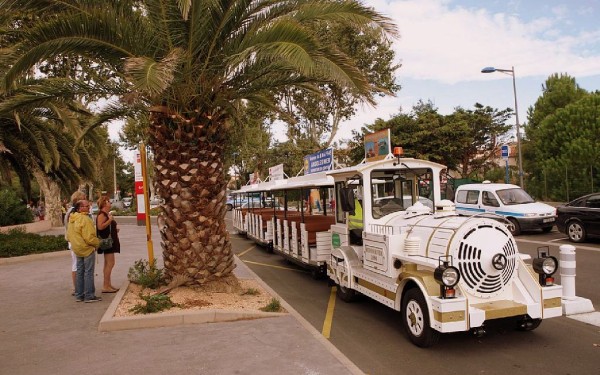 Middellandse zee B10 mediterranee Frankrijk vakantiehuis strand zee trein petit train languedoc cane
