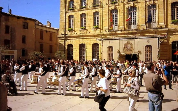 JDG St. Baume 3 Frankrijk Provence Massif Maximin festiviteiten feesten Maria Magdalena.jpg