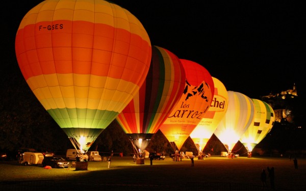 Montgolfiades 2 Frankrijk Dordogne Rocamadour Lot holiday resort luxe vakantiepark wandelen wifi.jpg