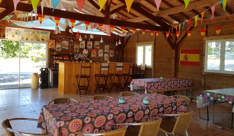 Village des Cigales Frankrijk Dordogne Lot vakantiepark animatie kidsclub zwembad speeltuin nederlan