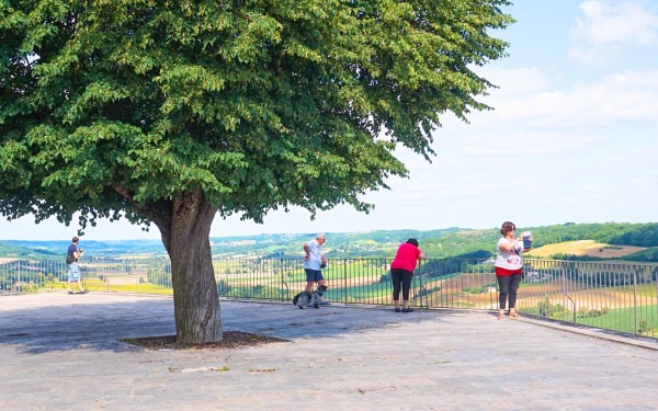 Lauzerte 12 Frankrijk vakantie luxe villa Lot Garonne Dordogne toerisme.jpg