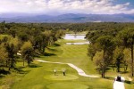 Golf 2 Oustal del Carlat golf gite vakantiepark resort bij Toulouse par hole 18 27 luxe strand villa