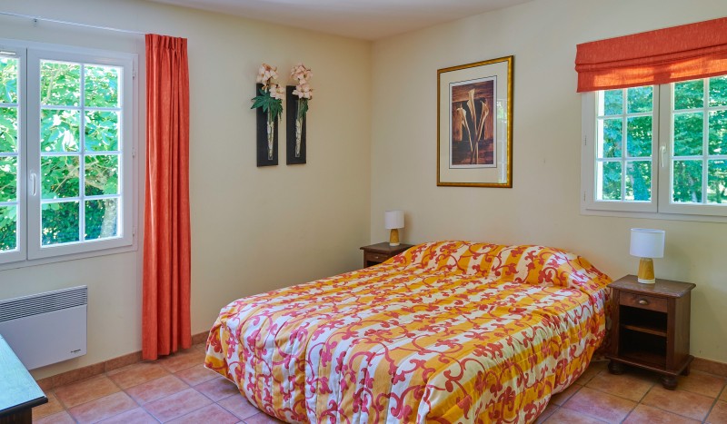 Vigeliere 3 14 Forges Frankrijk luxe vakantiehuis villa zwembad poitou charentes golf.jpg