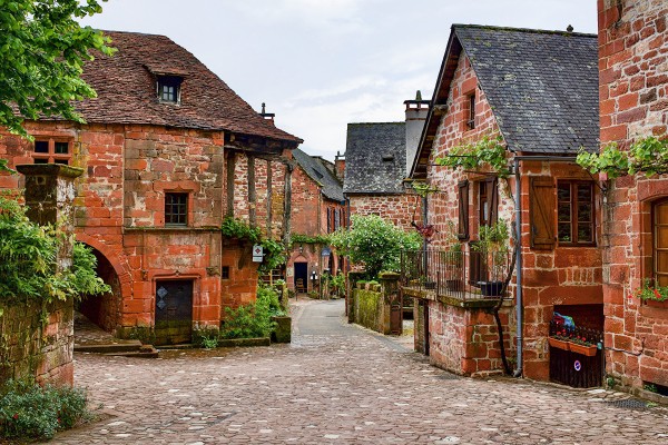 Collonges la Rouge 13 in de correze bij de Dordogne Frankrijk vakantiepark.jpg