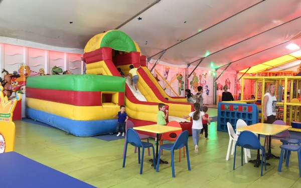 Kiddypark 16 Hyeres Toulon in Provence Frankrijk attractiepark kinderen vakantie bij Middellandse ze