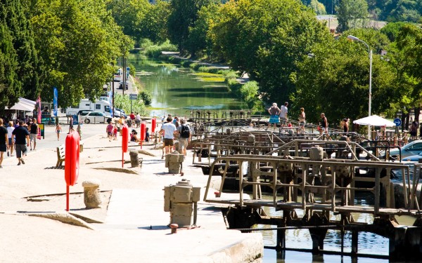 Canal du Midi 11 Frankrijk vakantie boot verhuur varen sluizen fonserrannes fiets wandelen tour rond