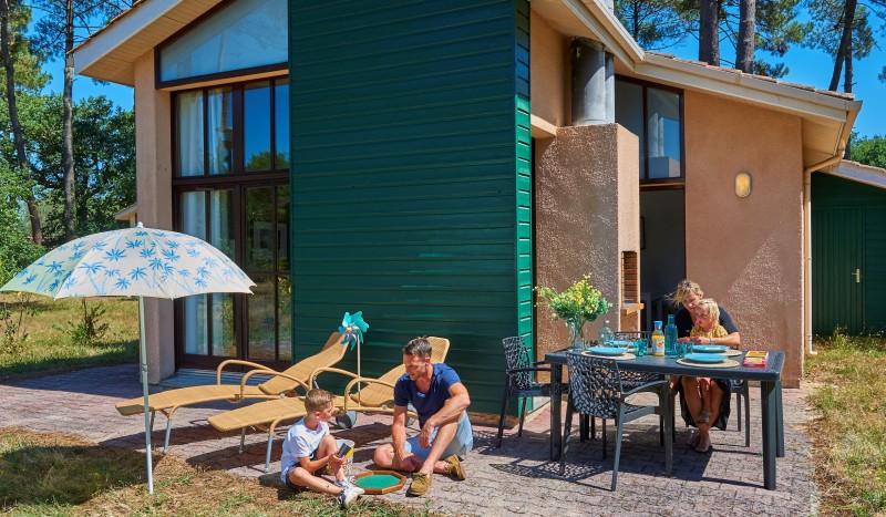 Alsace 3 Chateau de Salles Frankrijk Bordeaux luxe vakantiehuizen villapark animatie Aquitaine zee s