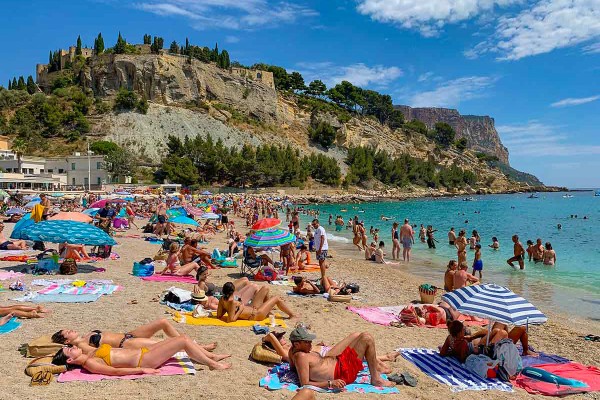 Stranden 4 Provence Cote dazur vakantie Frankrijk Middellandse Zee zwemmen luxe villa.jpg