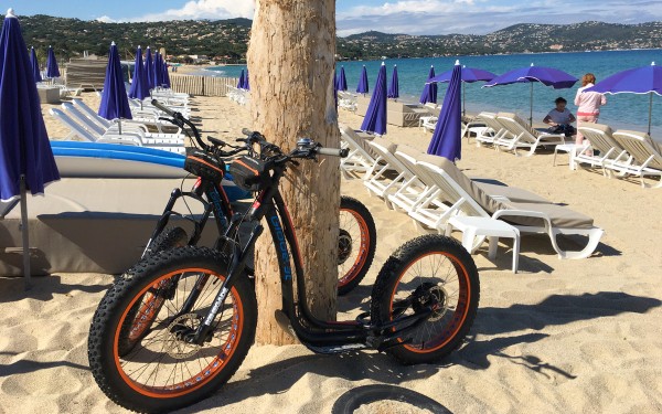 Aventure Famille 16 St Maxime Frankrijk Provence luxe villa zwembad bij Middellandse zee kust Nans l