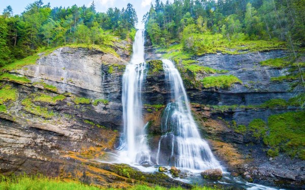 Sixt fer a cheval 17 cascade rouget haute savoie cirque sixt passy natuur vakantie abondance luxe.jp