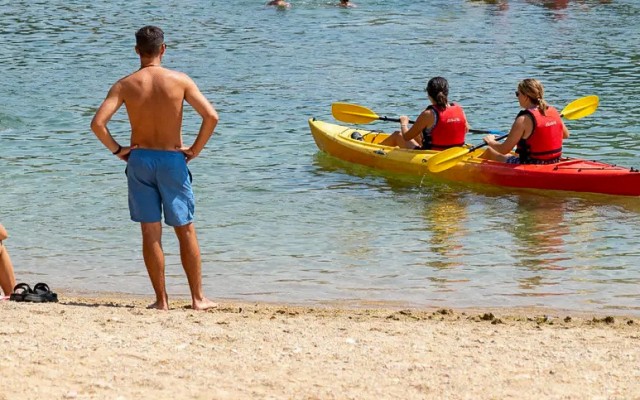 Etang Vallier recreatiemeer 8 vakantie Frankrijk vakantiehuis Brossac.jpg