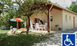 Bungalow mindervalide 1 Village des Cigales  Frankrijk vakantiepark villa Dordogne zwembad.jpg
