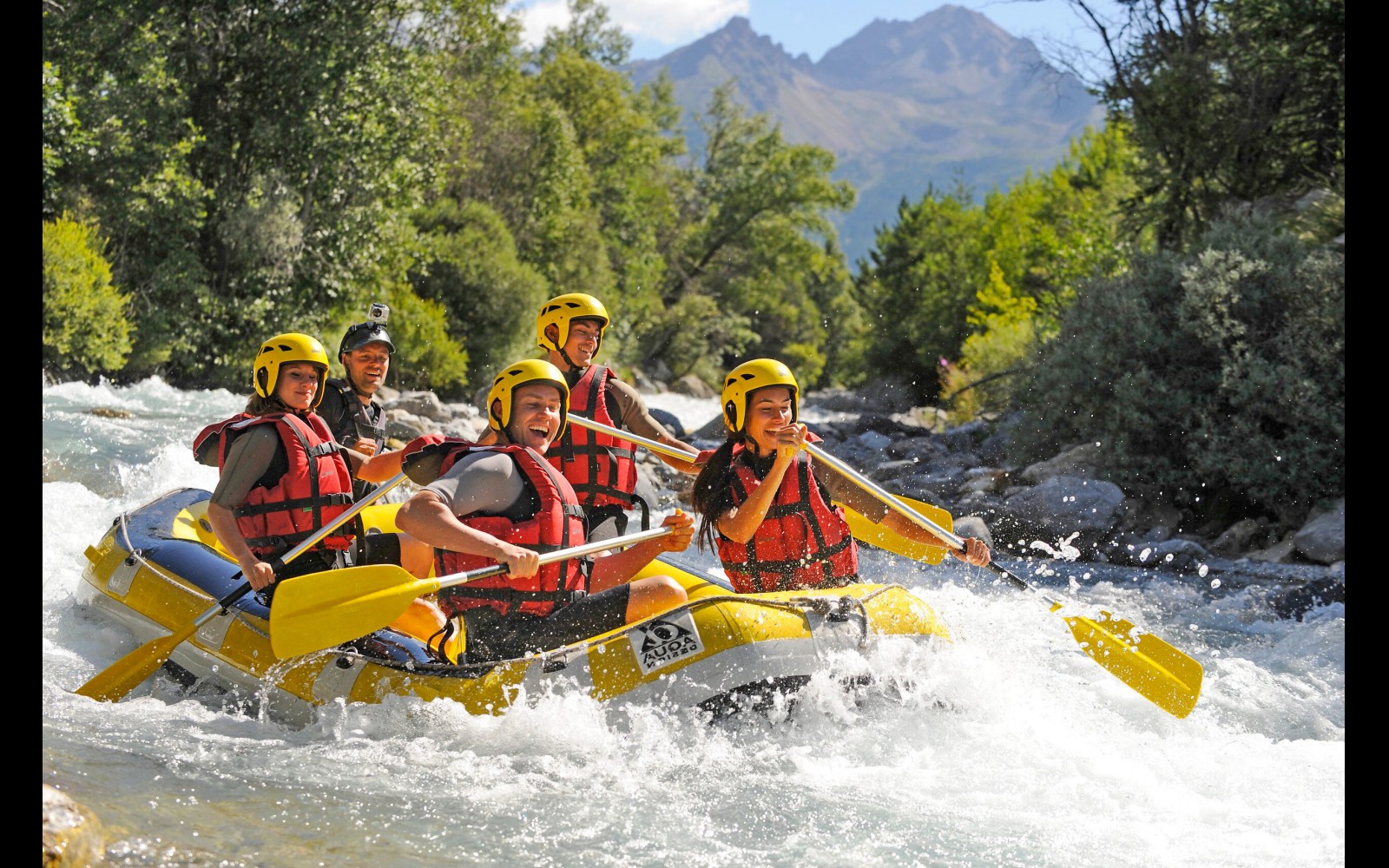 Rafting on the Dranse towards Lake Geneva