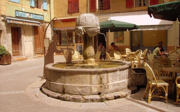 Villa's du Verdon castellane 4 Frankrijk Provence  roc notre dame lac vakantievilla terras restauran