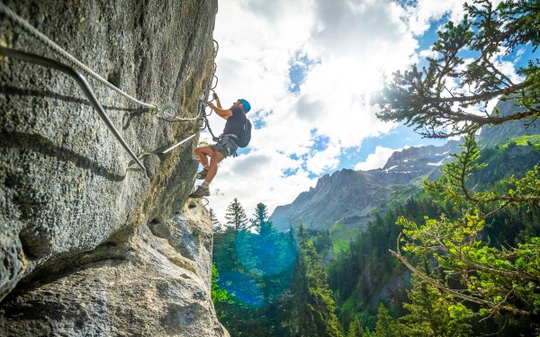 Via Ferrata 8 Frankrijk haute savoie vakantie luxe appartement portes du soleil bergen klimmen wande