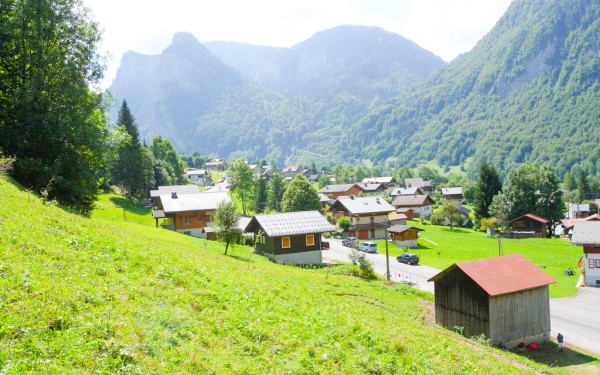 Sixt fer a cheval 18 cascade rouget haute savoie cirque sixt passy natuur vakantie abondance luxe.jp