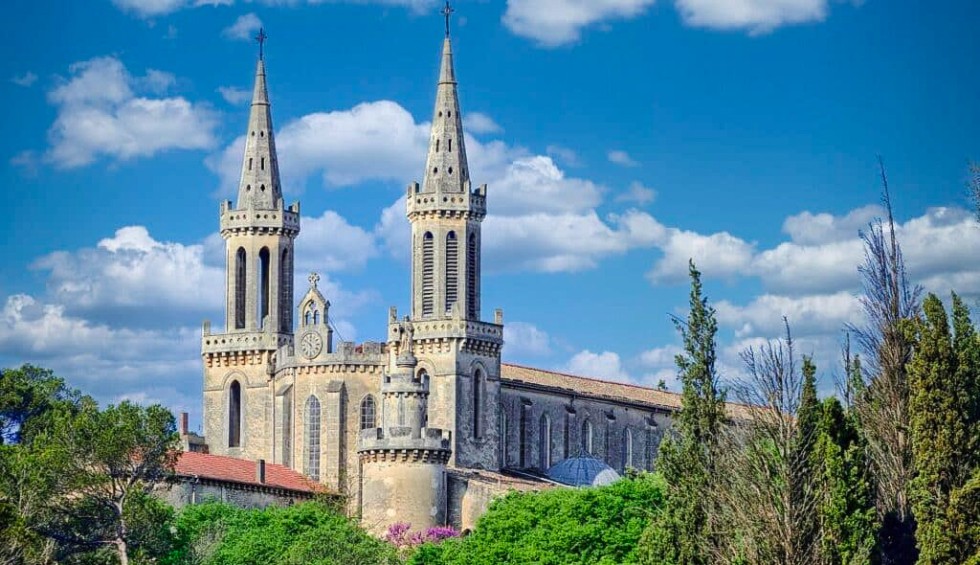 Abdij Provence 5  Abbaye Saint  Michel Frigolet vakantie Frankrijk gezin luxe villa.jpg