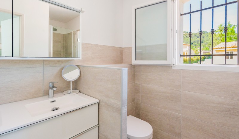Salernes B37 Frankrijk luxe villa prive zwembad Var Provence vert golf.jpg