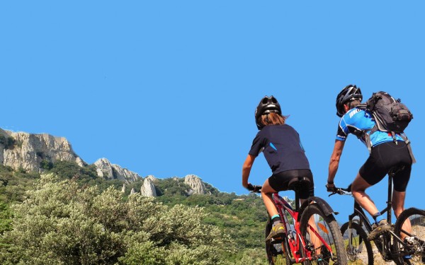 Gorges de galamus 3a Languedoc antoine pelgrimage rots kloof canyoning wandelen toerisme.jpg
