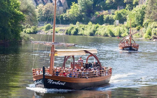 Gabarre 13 Dordogne Beynac roque gegeac Sarlat vakantie Frankrijk toerisme varen boottocht rondvaart