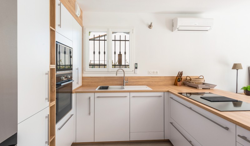 Salernes B21 Frankrijk luxe villa prive zwembad Var Provence vert golf.jpg