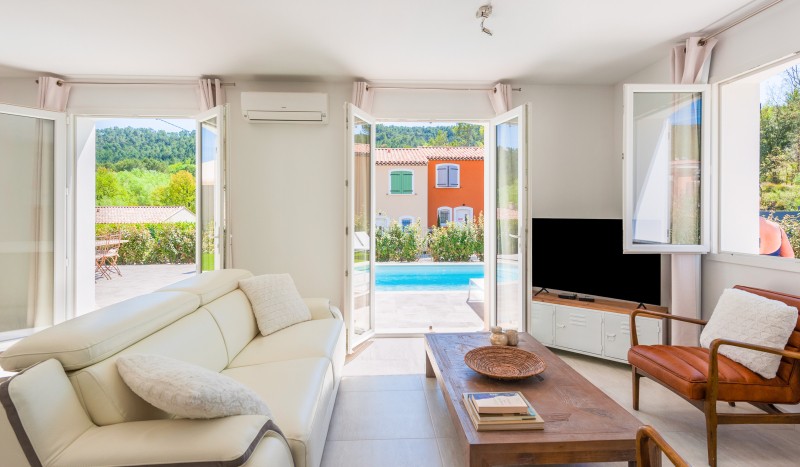 Salernes B15 Frankrijk luxe villa prive zwembad Var Provence vert golf.jpg