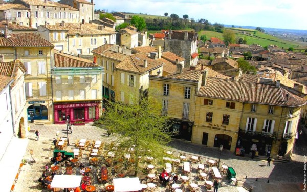 Saint Emilion 9 Frankrijk wijn vakantie unesco toeritisch luxe villapark chateau de salles.jpg