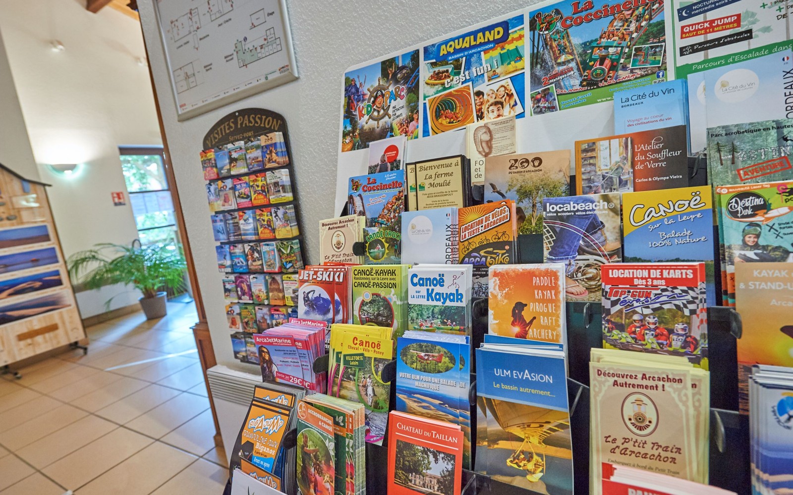 Holiday Resort Chateau De Salles Gironde Frankrijk Francecomfort Holiday Parks Holiday Resort Chateau De Salles Gironde Frankrijk Francecomfort Holiday Parks
