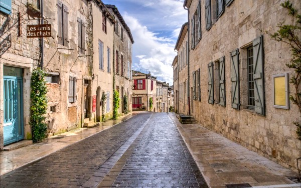 Lauzerte 11 Frankrijk vakantie luxe villa Lot Garonne Dordogne toerisme.jpg