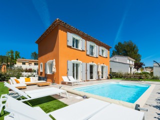 Salernes B1 Frankrijk luxe villa prive zwembad Var Provence vert golf.jpg