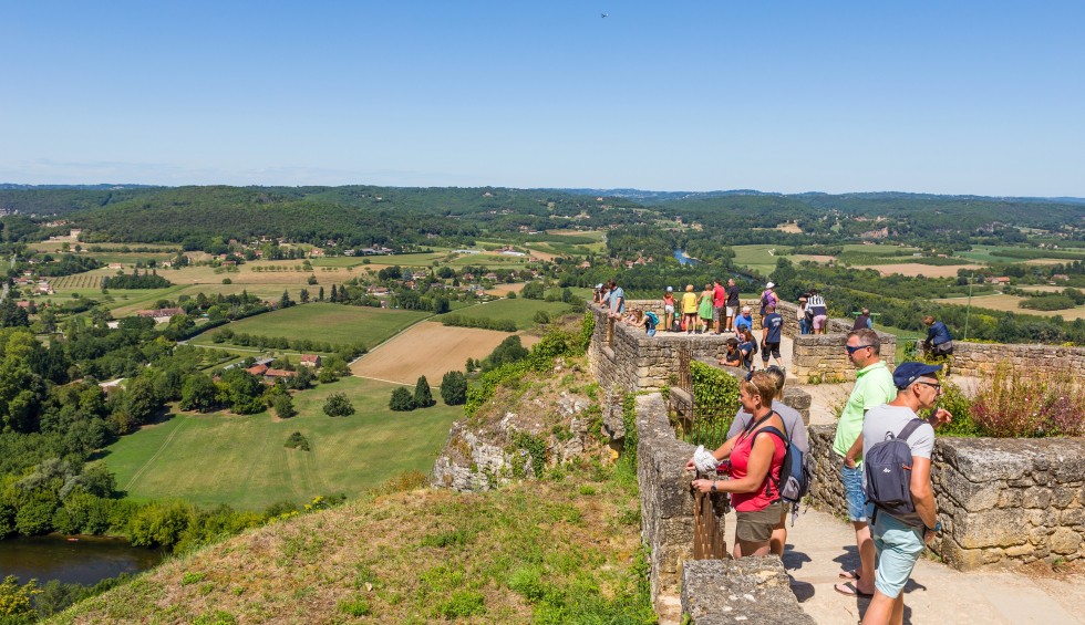 Domme 1a bastide Dordogne Frankrijk train vakantie uitzicht toerisme.jpg