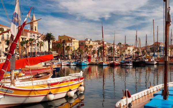 Sanary sur mer 2 Provence zuid Frankrijk vakantie luxe villa toerisme Middellandse zee haven.jpg