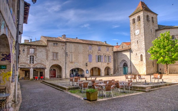 Lauzerte 8 Frankrijk vakantie luxe villa Lot Garonne Dordogne toerisme.jpg