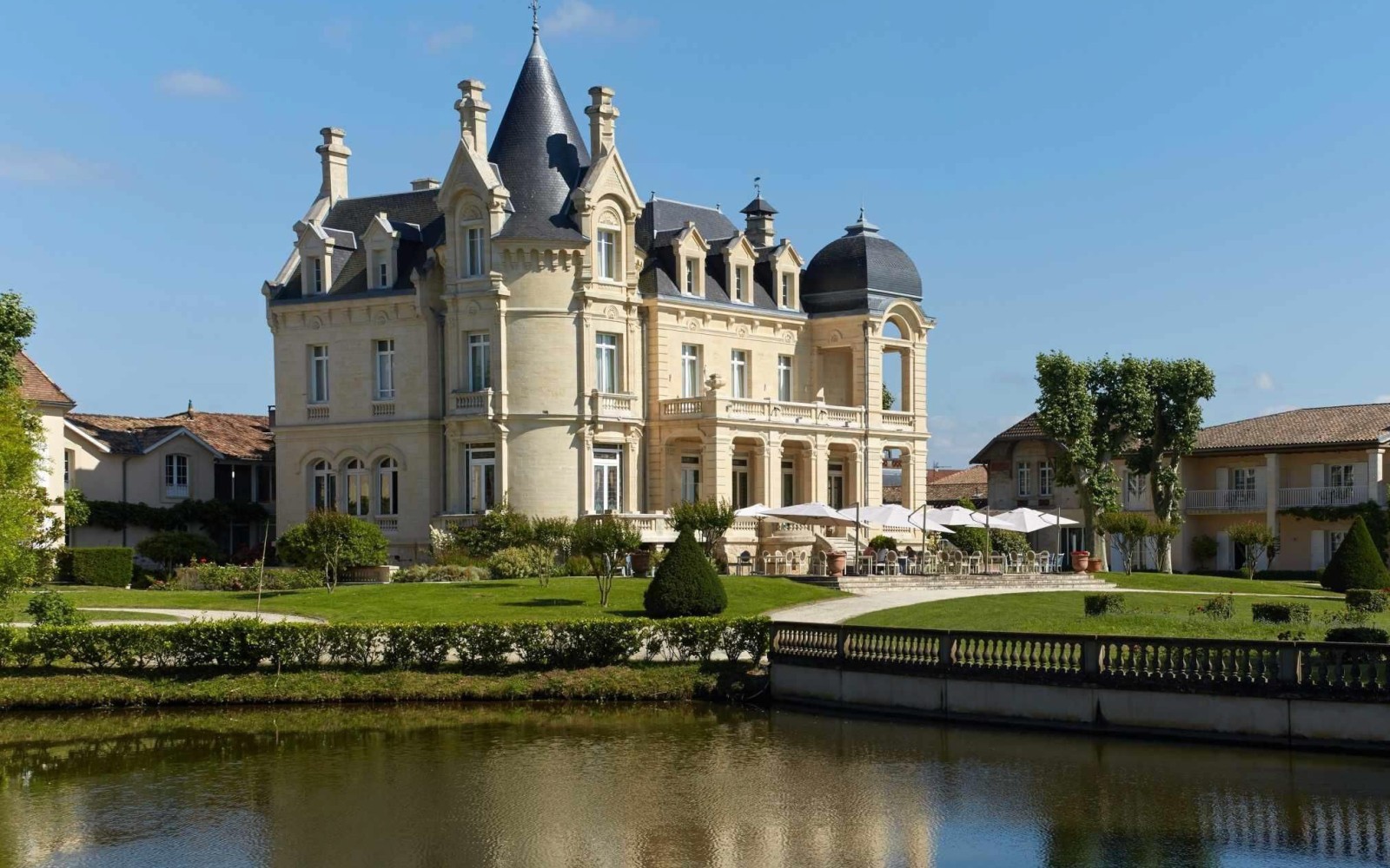 SaintEmilion, tourist place in the Bordeaux wine region Holiday parks