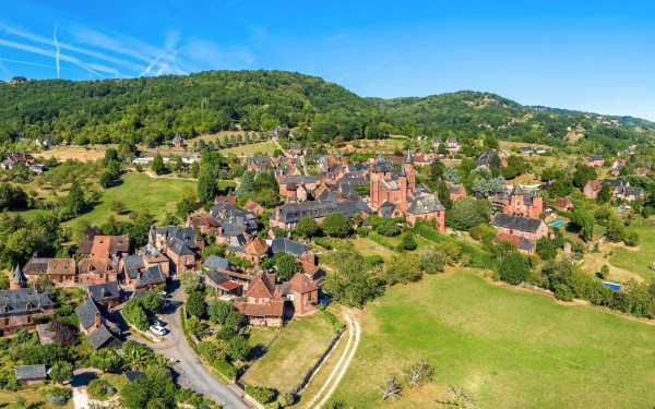 Collonges la Rouge 10a in de correze bij de Dordogne Frankrijk vakantiepark.jpg