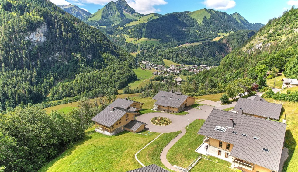 AlpChalets 8 zomer vakantie Frankrijk Alpen Portes du Soleil appartementen zwembad vallei Abondance.