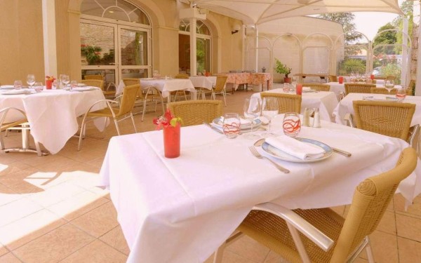 Restaurant DLF 2 Frankrijk poitou charente vendee exclusief vakantiepark luxe villa.jpg