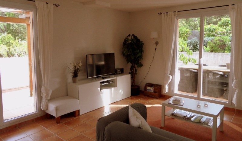 Jardin du Golf 6pgzw4 Provence luxe vakantiehuis TV hoek resort huizen frankrijk huren.JPG